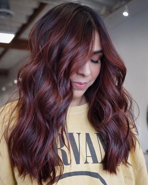 Mahogany Balayage Hair, Auburn Hair With Dark Highlights, Mahagony Hair Color Brown Balayage, Wine Balayage Hair Brunettes, Deep Auburn Balayage, Auburn Violet Hair, Auburn On Black Hair, Strawberry Blonde Balayage Brunette Dark Brown, Balayage For Red Hair