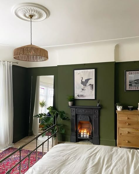 Olive Green Paint, Olive Green Bedrooms, Green Bedroom Decor, Green Accent Walls, Bedroom Updates, Green Walls, Bedroom Renovation, Living Room Green, Green Rooms