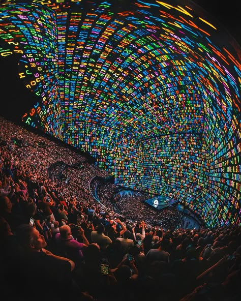 Is Sphere in Las Vegas Really the Future of Live Shows? Concert Outfit Ideas Women, U2 Concert, Vegas Skyline, Edc Las Vegas, Las Vegas Vacation, Concert Outfit Ideas, Vegas Shows, Vegas Trip, Las Vegas Trip