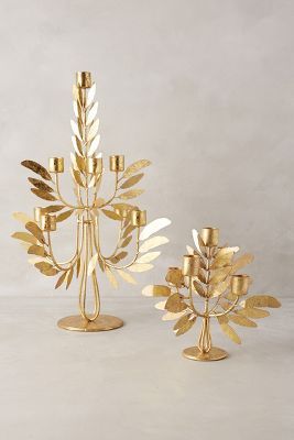 Candelabra Decor, Gold Candelabra, French Style Bedroom, Brass Candelabra, French Style Homes, European Home Decor, Home Candles, Living Design, Gold Leaf