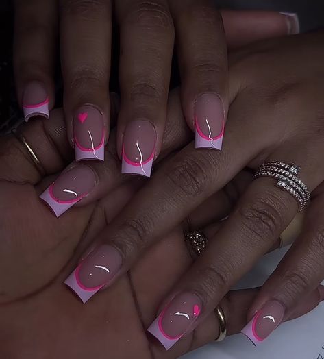 Square Shape Pink Nails, Nails For Pregnant Women, Nail Ideas Back To School 2024, Pink And White Nails Short Square, Boyfriend Inspired Nails, Short Acrylic Nails Designs Pink, Pink French Nail Designs, Cute Nail Sets, Pink Short Acrylic Nails