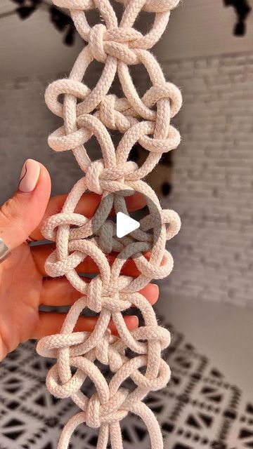 Macrame Swing, Macrame Tutorials, Knots Tutorial, Instagram Tutorial, Macrame Patterns Tutorials, Strung Beads, Macrame Decor, Macrame Tutorial, Macrame Knots