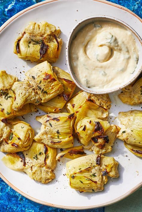 These smashed artichoke hearts are crispy with a tender, almost flaky interior and are just firm enough to dip in the bright and fresh lemon-dill aioli. Smashed Veggies, Dill Aioli, Lemon Dill, Artichoke Recipes, Snack Craving, Diet Snacks, Holiday Meal, Pan Recipes, Favorite Appetizers