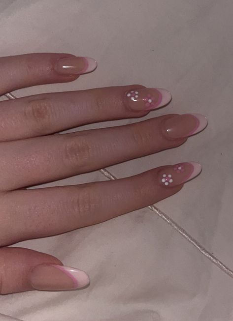 Nails For 11-12 Year, Nails For 13, Fake Nails For Kids, Baby Stars, Girly Acrylic, Lilac Nails, Graduation Nails, Activities For Girls, Victoria Secret Outfits