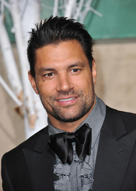 The Shannara Chronicles, Manu Bennett, Shannara Chronicles, Celebrity Bodies, Celebrity Facts, Executive Producer, The Cast, New Series, Editorial Photography