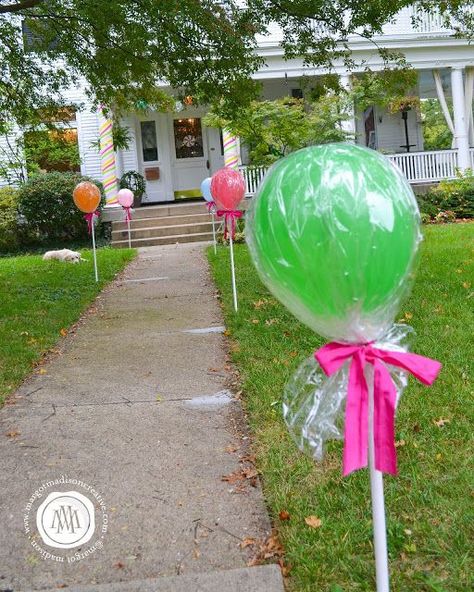 Birthday Party Hacks, Schnee Party, Shopkins Birthday Party, Candy Themed Party, Candy Land Birthday Party, Candy Birthday, Shopkins Party, Shopkins Birthday, Candy Birthday Party