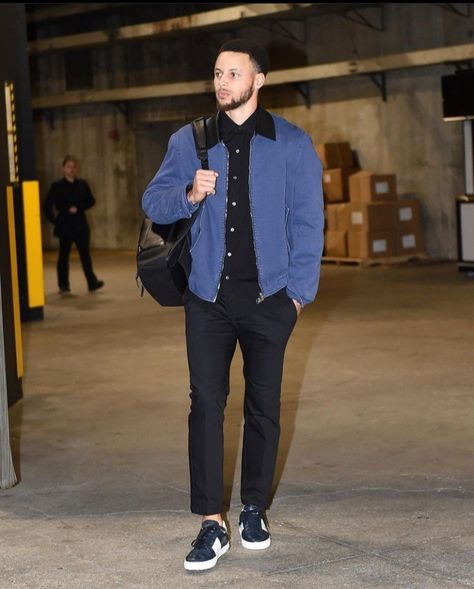 Steph Curry Outfits, Stephen Curry Outfit, League Fits, Basketball Outfit, Curry Pictures, Stephen Curry Basketball, Fashion Guys, Curry Basketball, Sporty Fashion