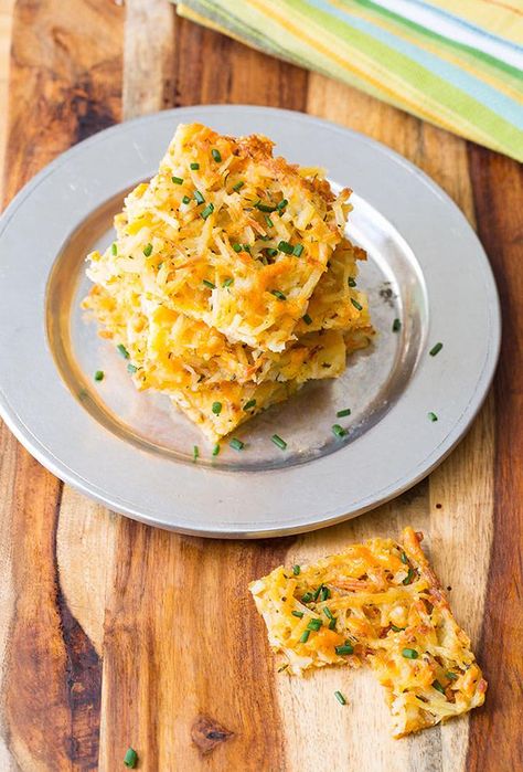 Baked Hashbrown Recipes, Potato Cups, Baked Hashbrowns, Food Potatoes, Homemade Hashbrowns, Brown Recipe, A Spicy Perspective, Shredded Potatoes, Hashbrown Recipes