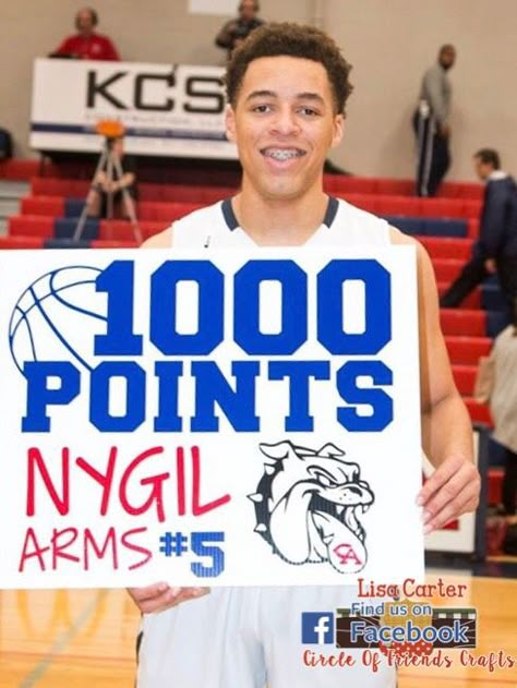 1000 Point Basketball Sign 1 000 Point Basketball Signs, Basketball 1000 Points Poster, 1000 Points Basketball Ideas Poster, 1000 Points Basketball Ideas, 1000 Points Basketball, Basketball Celebration, Basketball Locker Decorations, Basketball Treats, School Spirit Posters