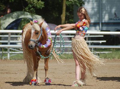 See the Winners of Horse Illustrated's Facebook Costume Contest – Horse Illustrated Costume With Horse, Cute Halloween Costumes For You And Your Horse, Horse Costume Class Ideas, Costumes For Horses, Horse And Rider Costumes Diy Easy, Horse Costume Ideas, Horse Christmas Parade Ideas, Costume For Horse, Cute Horse Costume Ideas