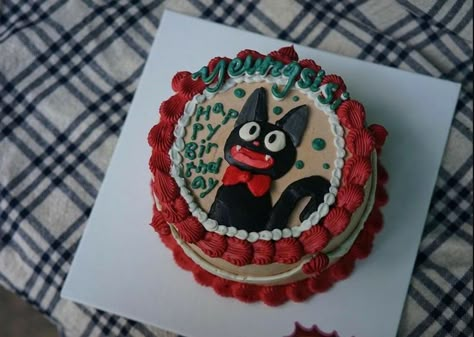 ahhhhhhhhh Anime Cake, Cute Cake, Mini Cakes Birthday, A Birthday Cake, Cute Baking, Pretty Dessert, Kiki's Delivery Service, Dream Cake, Think Food