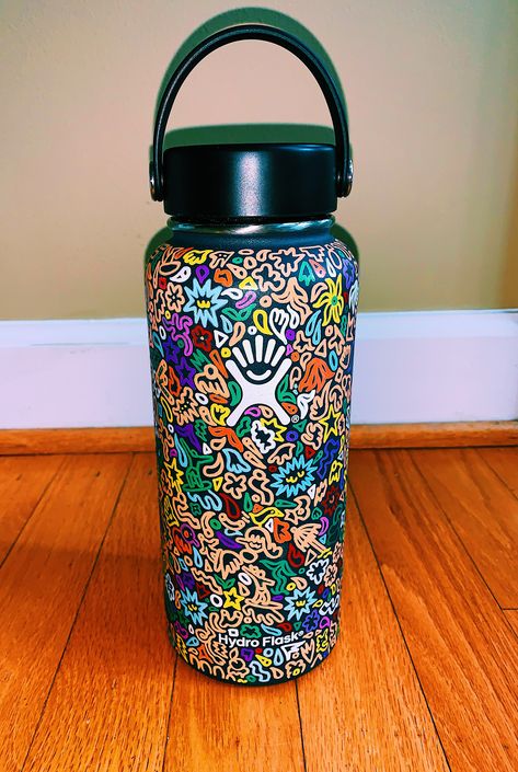 my beautiful hydro Hydro Painting, Flask Diy, Flask Art, Custom Hydro Flask, Water Bottle Art, Hydro Flask Bottle, Flask Design, Diy Water Bottle, Ceramic Artwork