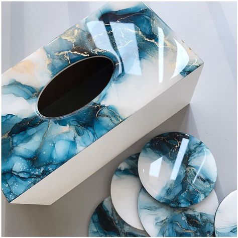 Resin Tissue Box Ideas, Resin Coster, Resin Jewelry Pendants, Resin Box, Tissue Dispenser, Candle Crafts Diy, Resin Crafts Tutorial, Resin Products, Alcohol Ink Crafts