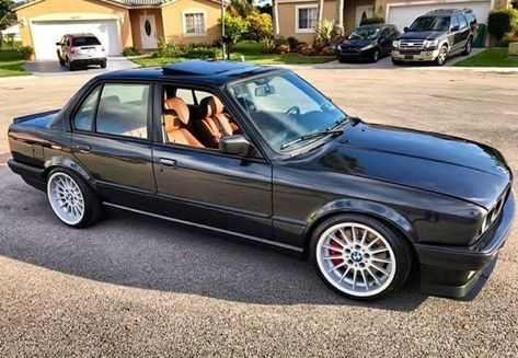 BMW E30 Bmw E30 Restomod, Bmw E30 Sedan, Bmw 318is E30, Bmw E30 325, Bmw E30 Coupe, Bmw Old, Bmw Vintage, Bmw E21, Bmw 325