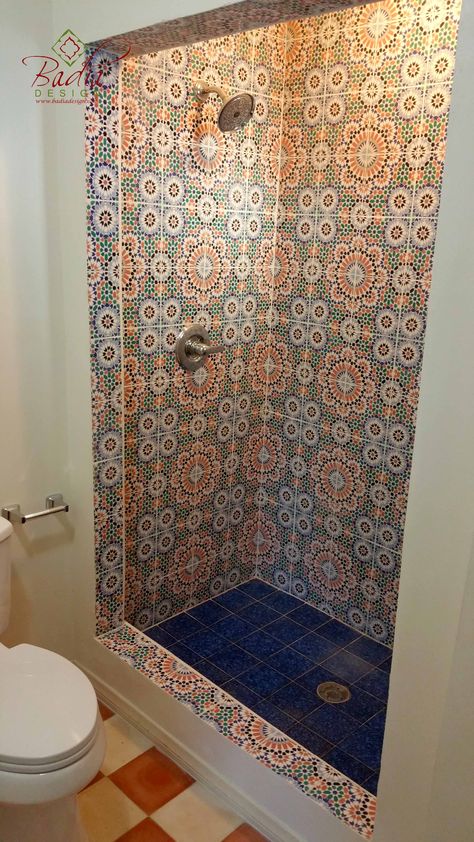 Moroccan Tiles Bathroom, Moroccan Tile Bathroom, Moroccan Style Bathroom, Bathroom Tiles Design Ideas, Tiles Moroccan, Tub To Shower Remodel, Patterned Bathroom Tiles, Moroccan Bathroom, Trendy Bathroom Tiles