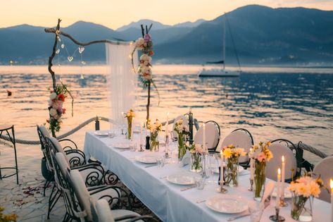 See the top 10 keys for how to pick a wedding venue (yes, the one ... Patio Wedding Reception, Average Wedding Costs, White Folding Chairs, Patio Wedding, Bridal Party Gowns, Low Cost Wedding, Wedding Spot, Flameless Led Candles, Wedding Costs