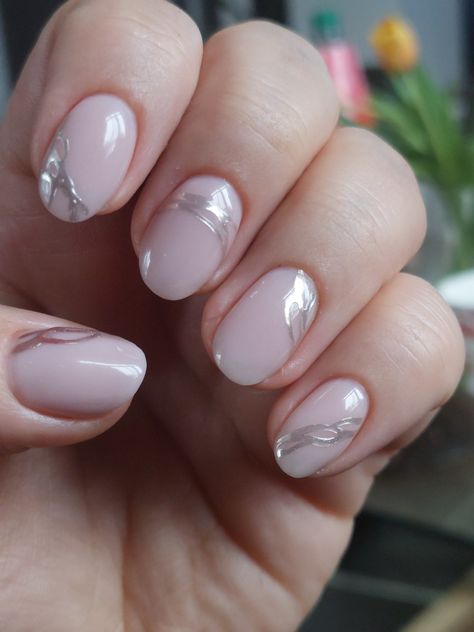 Nude Silver nails Neutral Nails With Silver Accent, Nude Nails With Silver Design, Nude And Silver Nail Designs, Silver Tipped Nails, Silver Nude Nails, Silver And Nude Nails, Nude Silver Nails, Nude And Silver Nails, Nude Nails With Silver