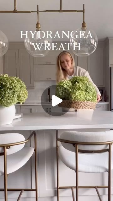 Jules on Instagram: "Create your own stunning DIY hydrangea wreath! 🌸✨ Watch the step-by-step process and add a beautiful touch to any space in your home 
Tag @jules_interiors! In your creations!

#DIYHomeDecor #HydrangeaWreath #Crafting #HomeDecorIdeas #DIYProjects" Diy Hydrangea, Hydrangea Wreath Diy, Decor 2024, Hydrangea Wreath, Hydrangea, Fall Decor, Diy Home Decor, Step By Step, Wreath