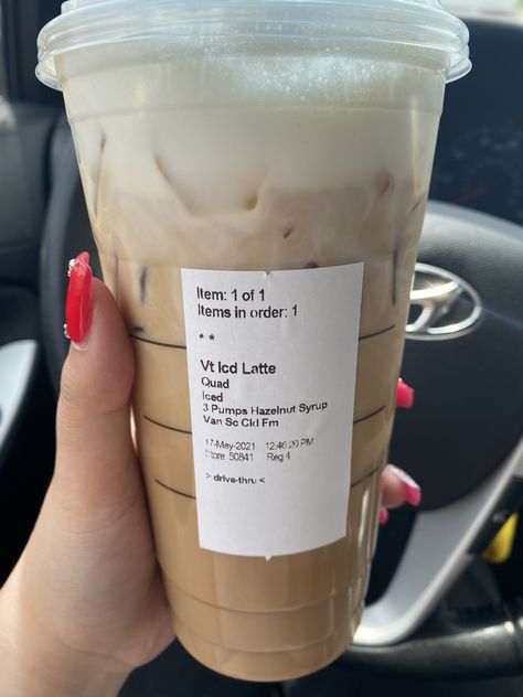 Venti Iced Latte -1 extra shot -3 pumps hazelnut syrup -vanillia sweet cold foam Sweet Cold Foam, Lovelight Farms, Chai Latte Starbucks, Starbucks Fall Drinks, Cold Starbucks Drinks, Iced Chai Latte, Iced Oatmeal Cookies, Secret Starbucks Drinks, Starbucks Secret Menu Drinks