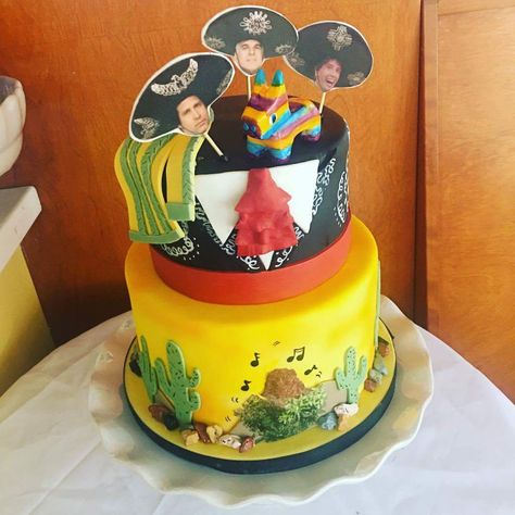 Three Amigos groom's cake with printed faces, fondant sweater, and desert landscape with Singing Bush Three Amigos Birthday Party, Mini Pinatas Favors, Peach Birthday, Three Amigos, 40 Birthday, Mini Pinatas, Mexican Birthday, Mexican Party, Desert Landscape