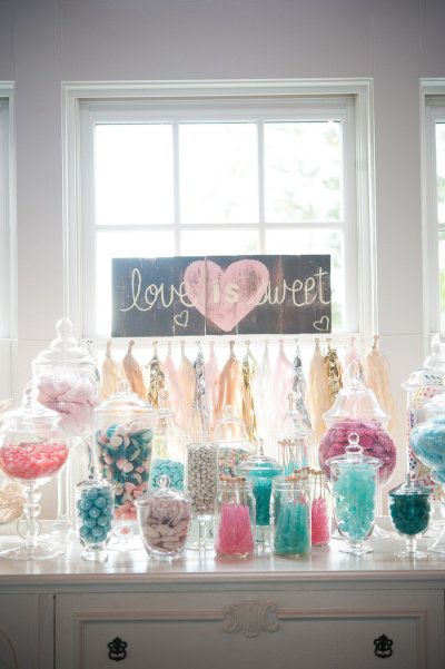 The prettiest pastel-colored candy bar Photography by Meaghan Elliott Photography / mephotography.com Unique Wedding Receptions, Candy Bar Wedding, Candy Table, Wedding Candy, Maryland Wedding, Colorful Candy, Sweet Table, Candy Buffet, Pretty Pastel