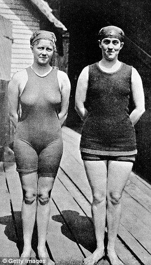 Champions: Fanny Durack (right) took out the gold medal in the 100m women's swimming at the Stockholm Olympic games in 1912. It was the first year women were allowed to compete and she wore a costume similar to the mens 1920s Swimsuit, Work Appropriate Halloween Costumes, Freestyle Swimming, Woman Swimsuit, Swimming Outfits, Women's Swimming, Competition Swimwear, Vintage Bathing Suits, Usain Bolt