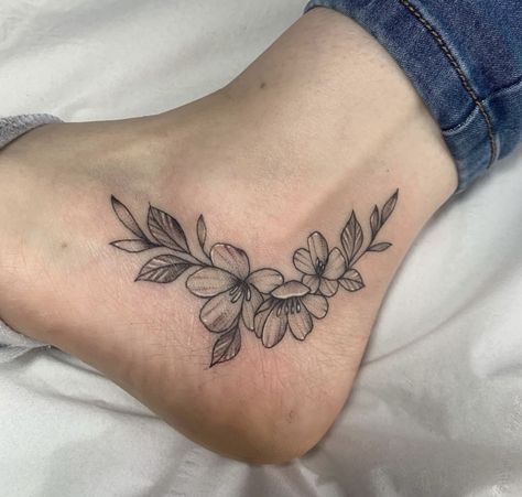 Inside Ankle Tattoos, Ankle Tattoo Cover Up, Inner Ankle Tattoos, Cover Up Tattoos For Women, Flower Tattoo On Side, Flower Bouquet Tattoo, Ankle Tattoo Designs, Ankle Tattoos For Women, Ankle Tattoos