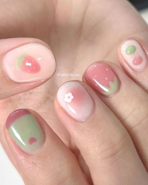 Short Oval Nails, Kawaii Nails, Oval Nails, Cute Nail Designs, Funky Nails, Green Nails, Green Aesthetic, Simple Nails, Short Nails