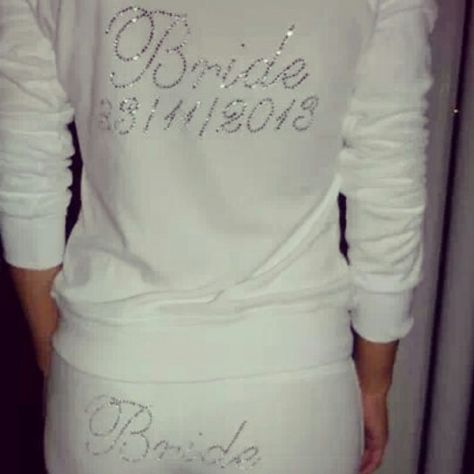 Wedding Tracksuit, My Wedding, Bridesmaid Gift, Spring Wedding, Future Wedding, Wedding Bride, Bridesmaid Gifts, Dream Wedding