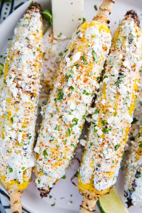 Easy Mexican Street Corn, Corn In The Oven, Corn Food, Mexican Street Corn Recipe, Street Corn Recipe, Grilled Side Dishes, Mexican Appetizers, Vegan Summer Recipes, Corn Recipe