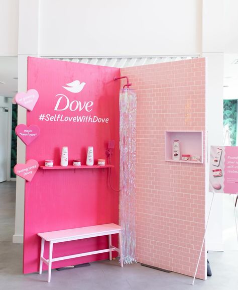 Reminder to take time to REFRESH and RESET this weekend💕🕊️ . Throwback to this DOVE galentines pop up in Orlando, FL!! We LOVE when brand partners take us ON THE GO to make MAGIC!✈️ . Always Making it DANG FINE⚡️ . Head to our website | LINK IN BIO | & fill out our event form so we can get started in making your DANG FINE EVENT come to life ⚡️ #makingitDANGFINE #dangfinerentals #corporateeventdesign #eventdesigning #creativeeventdesign #holidaypartyideas #weddingdesignideas #designdetails... Beauty Pop Up, Brand Event Ideas, Event Activation Ideas, Creative Photobooth, Brand Activation Ideas, Launch Event Ideas, Activation Ideas, Corporate Event Design, Brand Activations