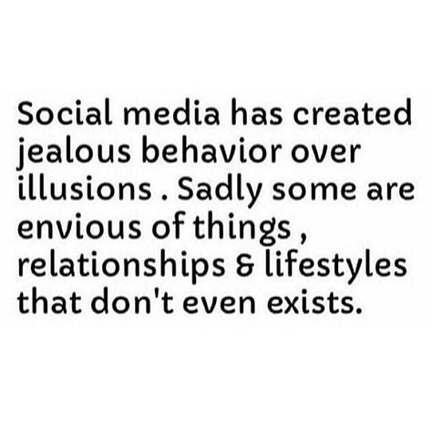 It's so true..I always feel bad for people who take social media so seriously or act like it's what defines people as successful or "popular"...A lot of it is in fact illusion, and really it should just all be for fun! Keep everything in #perspective ...beat to your own drum and above all, stay true to who you are❤️ That's what defines you and makes you worthy☺️ #thoughts Anti Social Media, Fake Quotes, Fake Life, Facebook Quotes, Workout Results, Social Sites, Jokes Quotes, Social Media Quotes, Meaningful Quotes