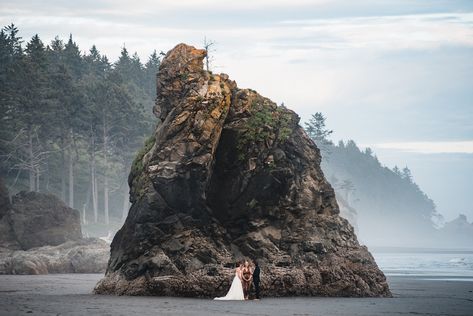 Ruby Beach Washington, Washington Beaches, Washington Mountains, Washington State Travel, Washington Coast, Foxes Photography, National Park Wedding, Commitment Ceremony, Washington Weddings