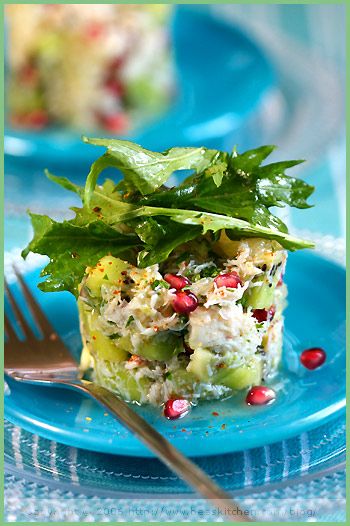 Beautiful salad of kiwi, grapefruit & crab Crab Stack, Kiwi Salad, Fake Crab, Grapefruit Salad, Crab Salad Recipe, Fresh Fruit Recipes, Beautiful Salad, Keto Vegan, Crab Salad