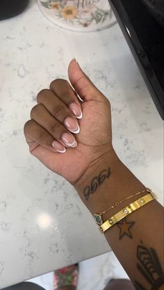 Round French Tip Nails, Modern French Tip, Round French Tip, Almond French Tip Nails, French Tip Nail Ideas, Tip Nail Ideas, French Tip Designs, Nails For 2023, Almond French Tip