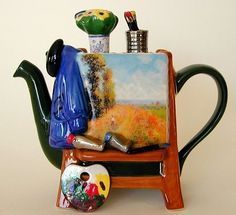 Artist Canvas teapot Teapot Ideas, Cute Teapot, Novelty Teapots, Countryside Cottage, Teapots Unique, Artist Easel, Messy Nessy Chic, Unique Tea, Ceramic Teapot