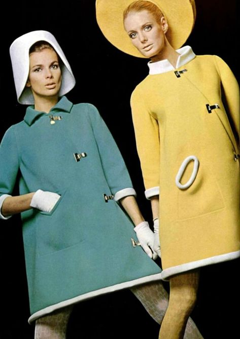 Pierre Cardin 60s, Space Age Fashion, 60’s Fashion, 60's Mod, Space Dress, 1960 Fashion, Space Fashion, 60s And 70s Fashion, Fashion 1960s