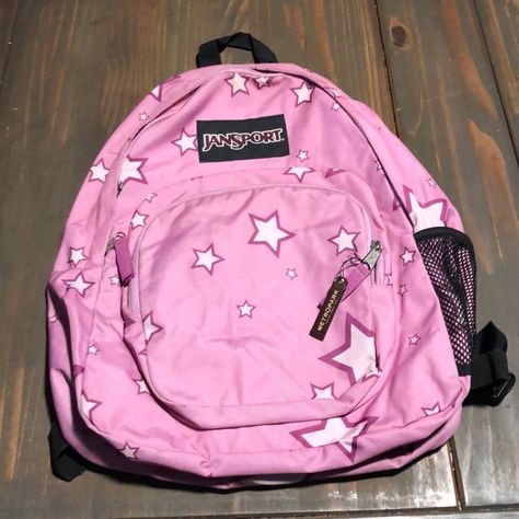 JANSPORT BACKPACK Jansport Backpacks Aesthetic Pins, Cute Jansport Backpacks, Pink Jansport Backpack, Backpack With Pins, Jansport Backpacks, Early College, Cute Backpacks For School, Mochila Jansport, School Backpack Essentials