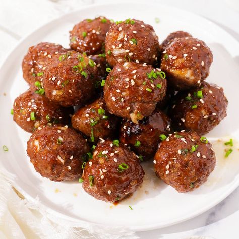 Kimchi Meatballs, Meatballs Dishes, Beef Bulgogi Meatballs, Bulgogi Meatballs, Easy Beef Bulgogi, Beef Balls Recipe, Korean Meatballs, Meatball Bowls, Bulgogi Marinade