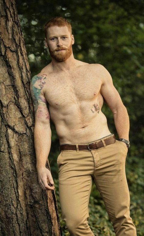 Ginger Hair Men, Red Hair Men, Handsome Bearded Men, Guys Tattoos, Redhead Men, Scruffy Men, Ginger Men, Walk In The Woods, Muscular Men