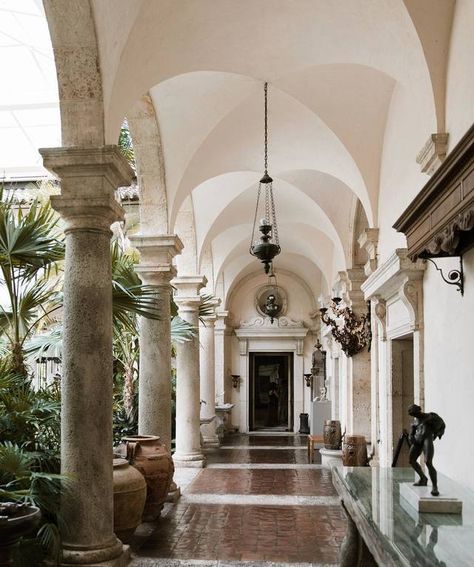 Italian Villa Interior, Mediterranean Revival Architecture, Italian Mansion, Vizcaya Museum And Gardens, Gardens Photography, Vizcaya Museum, Mediterranean Revival, Houses Design, Italian House