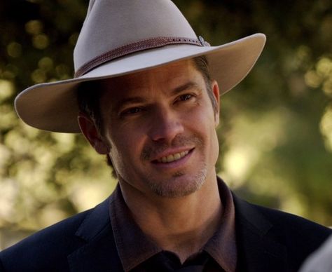 Raylan. Raylan Givens, Walton Goggins, The Poison, Timothy Olyphant, Melt In Your Mouth, Family Relationships, Episode 3, Best Shows Ever, Animal Crossing