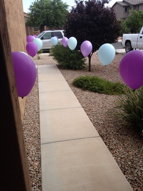 Balloon Walkway Entrance, Balloon Walkway, Church Aisle Decorations, Church Aisle, Party Entrance, Outdoor Walkway, Graduation Party Decor, Grad Party, Grad Parties