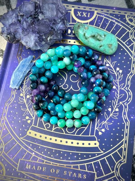 NORTHERN LIGHTS Bracelet Chrysoprase Amazonite Apatite - Etsy Canada Amethyst Crystal Bracelet, Mala Jewelry, Crystal Aesthetic, Diy Bracelet Designs, Blue Tigers, Beads Bracelet Design, Blue Tigers Eye, Minerals And Gemstones, Tigers Eye