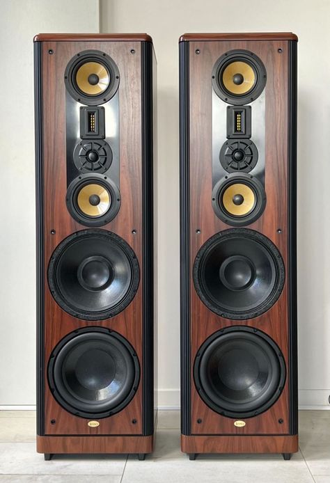 FS: Legacy Audio Focus 20/20 High end Speakers! PRICE DROP - Stereo, Home Cinema, Headphones Components - StereoNET International Yamaha Audio, Home Stereo Speakers, High End Speakers, High End Hifi, Floor Standing Speakers, Audiophile Speakers, Stereo Systems, Sound Systems, Hifi Speakers