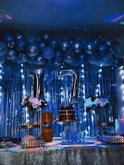 Blue Disco Theme Party, Blue Disco Birthday Party, Birthday Themes Blue, Blue Birthday Party Aesthetic, Royal Blue Birthday Party Decorations, Birthday Party Blue Theme, 18th Birthday Party Ideas Theme Decoration, Mama Mia Birthday Theme, Dancing Queen Party