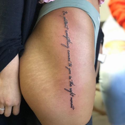 Tatted_Gene on Instagram: “Be patient everything comes to you in the right moment🖊💉#Script🖊 #Artist#TattedGene#Inklifestyle#Inklifeornolife…” Be Patient Everything Comes To You, Be Patient Tattoo, Patient Tattoo, Tattoo Project, Body Modifications, Body Sculpting, Piercing Tattoo, Be Patient, Cute Tattoos