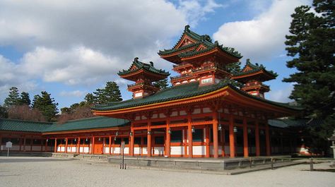 Kyoto Imperial Palace, Japanese Palace, Japan For Kids, A Short Hike, Japanese Shrine, Palace Interior, Shinto Shrine, Japanese Temple, Wakayama