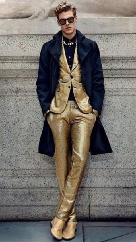 Men's gold suit Gold Suit, Gold Pants, Prince Charming, Inspiration Mode, Mens Suits, Men Dress, Gentleman, A Man, High Fashion