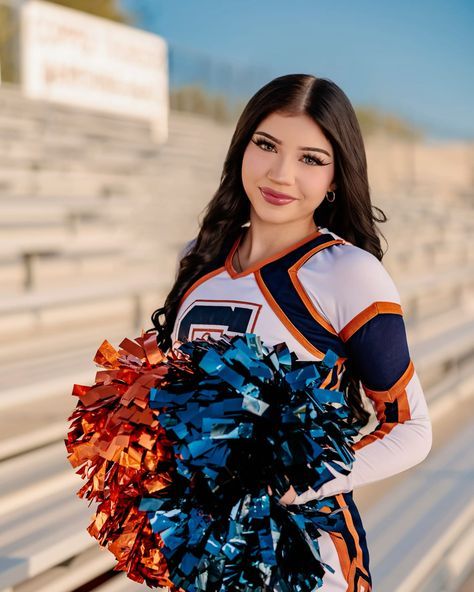 Cheer Senior Portraits, Senior Picture Cheerleader, Cheer Photoshoot Poses Individual, Cheer Picture Ideas, Cheer Portraits, Cheer Photo Poses, Team Picture Poses, Cheerleading Senior Pictures, Cheerleading Picture Poses